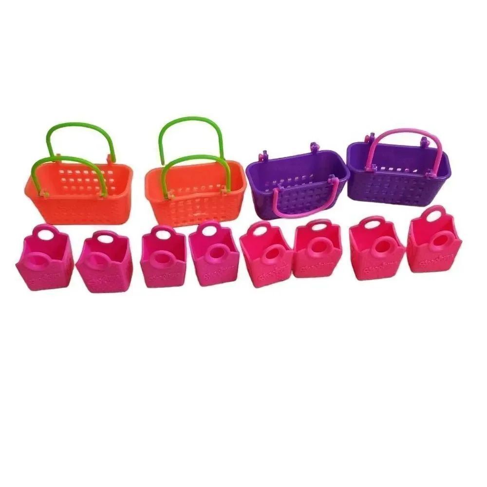 Shopkins shopping baskets (4) & bags (8)